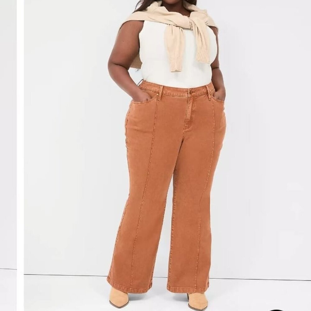 Lane Bryant Signature Fit Mid Rise Flare Jeans Size 20 NWOT